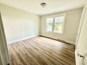 343 Ohio Ave in Clairton, PA - Building Photo - Building Photo