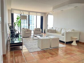 4000 Island Blvd, Unit 1703 in Aventura, FL - Building Photo - Building Photo