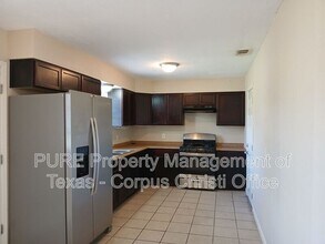 4937 Blundell Dr in Corpus Christi, TX - Building Photo - Building Photo