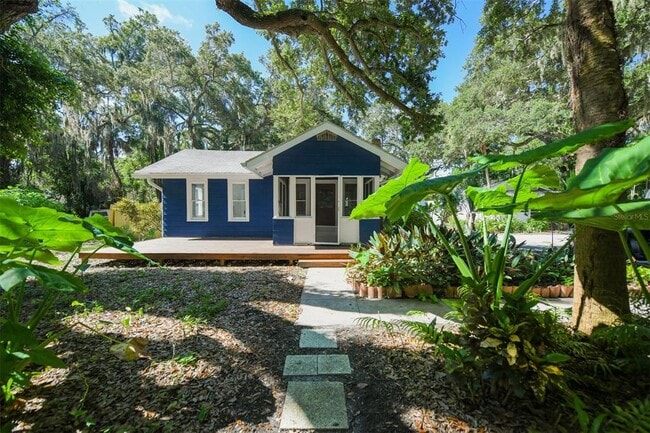 property at 1230 35th St