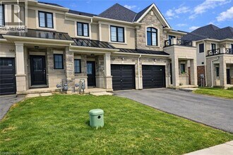 148 Aquasanta Crescent in Hamilton, ON - Building Photo - Building Photo