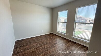 2101 N Jayton Ave in Lubbock, TX - Building Photo - Building Photo