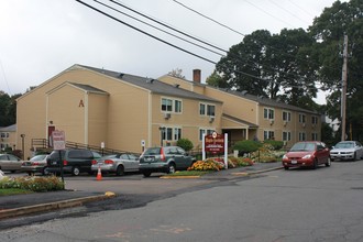 Maple Gardens I in North Providence, RI - Building Photo - Building Photo