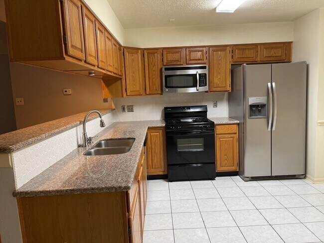 46 Sweetdream Pl in Spring, TX - Building Photo - Building Photo