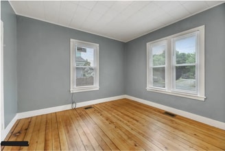 53 Orchard St, Unit 53 Orchard St. #1 in Pittsfield, MA - Building Photo - Building Photo