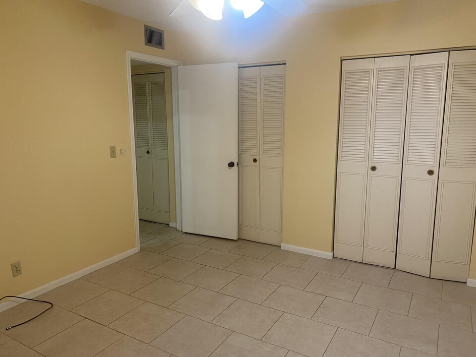 2825 Casita Way in Delray Beach, FL - Building Photo