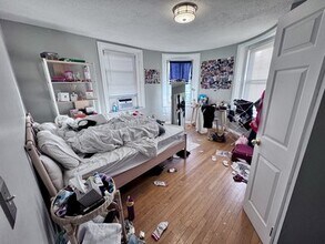 874 Beacon St, Unit 52 in Boston, MA - Foto de edificio - Building Photo