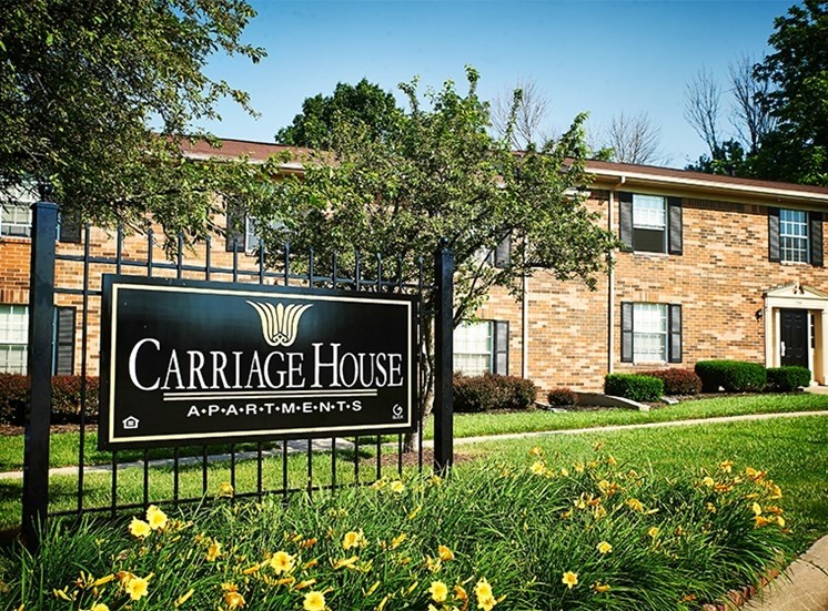 Carriage House Richmond in Richmond, IN - Building Photo