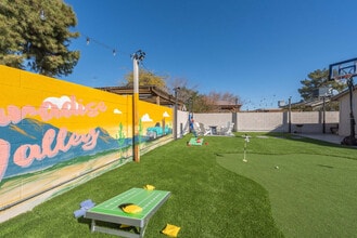 3502 E Crocus Dr in Phoenix, AZ - Foto de edificio - Building Photo