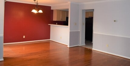 7 Tamarisk Quay in Hampton, VA - Building Photo - Building Photo