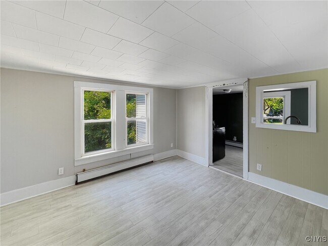 262 W 4th St S in Fulton, NY - Foto de edificio - Building Photo