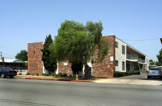 1937 L Ave in National City, CA - Building Photo - Building Photo