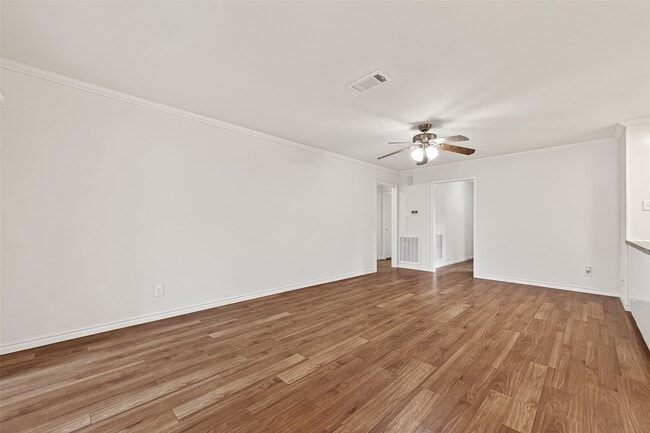 property at 1411 Mimosa Ln