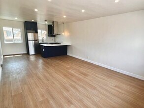 2906 Carmona Ave in Los Angeles, CA - Building Photo - Building Photo
