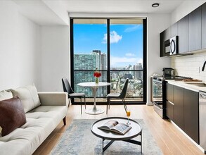 398 NE 5th St in Miami, FL - Building Photo - Building Photo