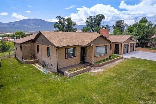 413 Poncha Blvd in Salida, CO - Building Photo - Building Photo