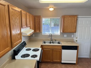 4203 E Commercial Way in Rimrock, AZ - Building Photo - Building Photo