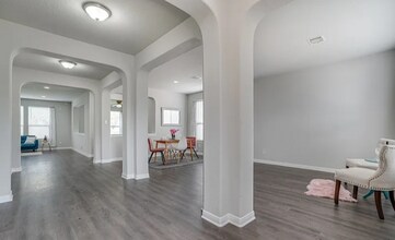 5044 Bending Grove in San Antonio, TX - Building Photo - Building Photo