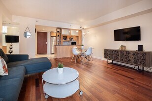 3024 Rue Sainte-Émilie, Unit SI ID1265664P in Montréal, QC - Building Photo