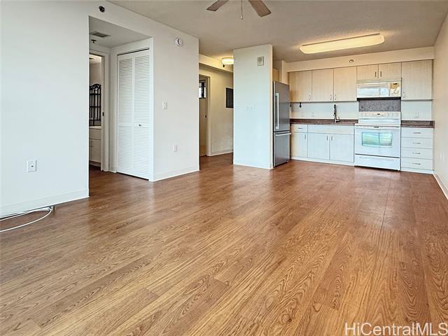 property at 94-979-979 Kau'Olu Pl
