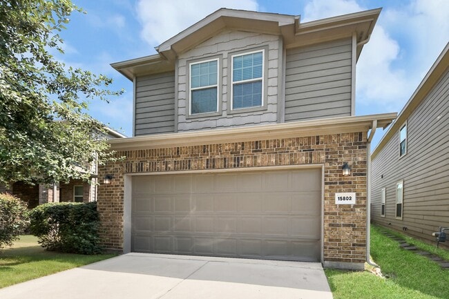 15802 Sunny Stone Dr
