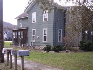 173 S Main St in Naples, NY - Foto de edificio