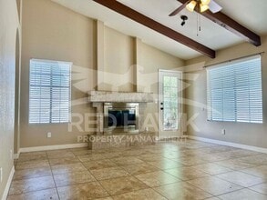 1420 E Rosemonte Dr in Phoenix, AZ - Foto de edificio - Building Photo