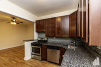 3750 N Racine Ave, Unit #1E in Chicago, IL - Building Photo - Building Photo