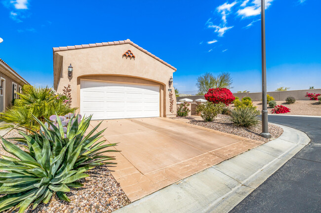 81968 Avenida Dulce in Indio, CA - Foto de edificio - Building Photo