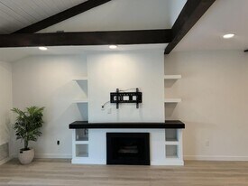 1858 Fairway Cir Dr in San Marcos, CA - Building Photo