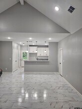 1399 W 2nd St in Tyler, TX - Building Photo - Building Photo