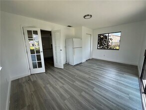 2235 18th Ave SW in Vero Beach, FL - Building Photo - Building Photo