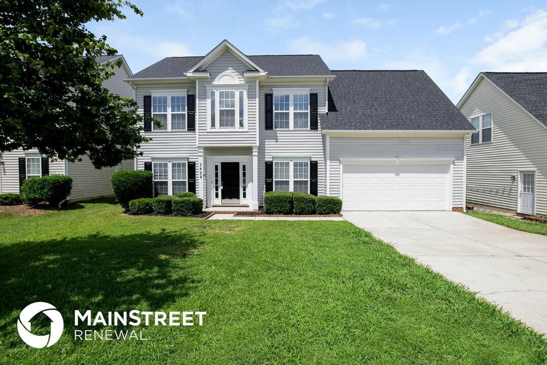 3428 Stoney Garden Dr in Charlotte, NC - Building Photo