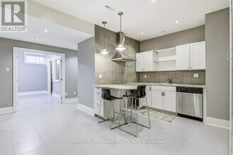 21 Boylen St in Toronto, ON - Building Photo - Building Photo