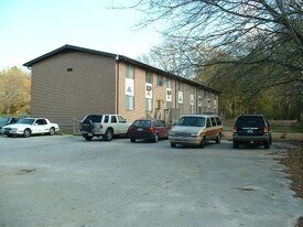 1219 Lakeview Dr Apartments