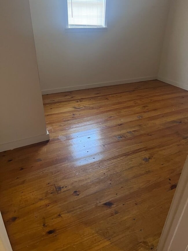 property at 1323 Hankins St