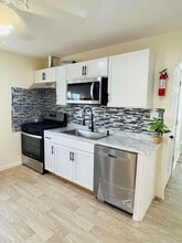 2621 Edwin St in Hamtramck, MI - Foto de edificio - Building Photo