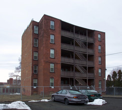 660 S Bridge St in Holyoke, MA - Building Photo - Building Photo