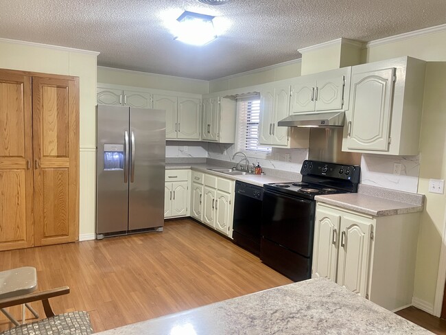 400 Manchester St in New Albany, MS - Building Photo - Building Photo