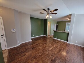 2123 Wiltshire Dr in New Braunfels, TX - Building Photo - Building Photo