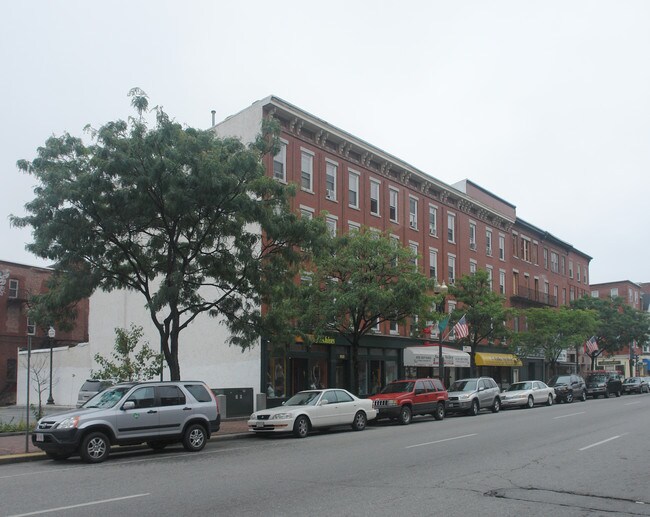 191-203 Essex St in Lawrence, MA - Building Photo - Building Photo