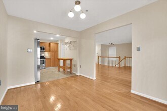 11809 Rockaway Ln in Fairfax, VA - Building Photo - Building Photo