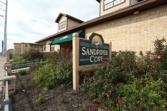 Sandpiper Cove in Galveston, TX - Building Photo - Building Photo