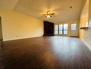 205 Apollo Rd in Garland, TX - Building Photo - Building Photo