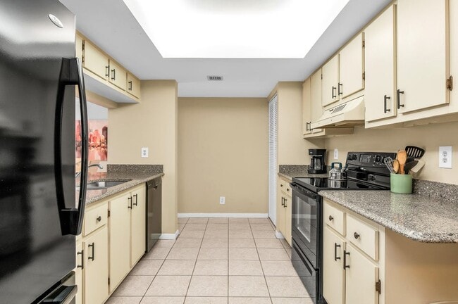 property at 2255 Lindell Blvd