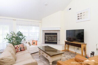 1618 N Jordan Ln in Fayetteville, AR - Building Photo - Building Photo