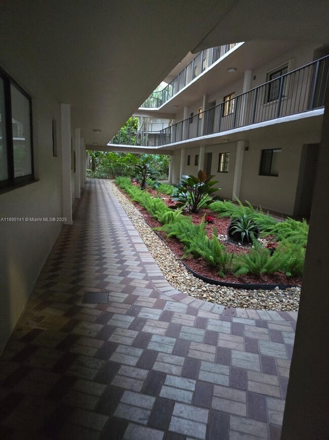 8400 SW 133rd Avenue Rd in Miami, FL - Building Photo - Building Photo
