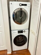 625 C St NE, Unit Capitol Hill One Bedroom in Washington, DC - Foto de edificio - Building Photo