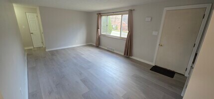 5 McMichael Rd in Carnegie, PA - Foto de edificio - Building Photo