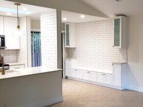 541 NE 47th St in Boca Raton, FL - Building Photo - Building Photo